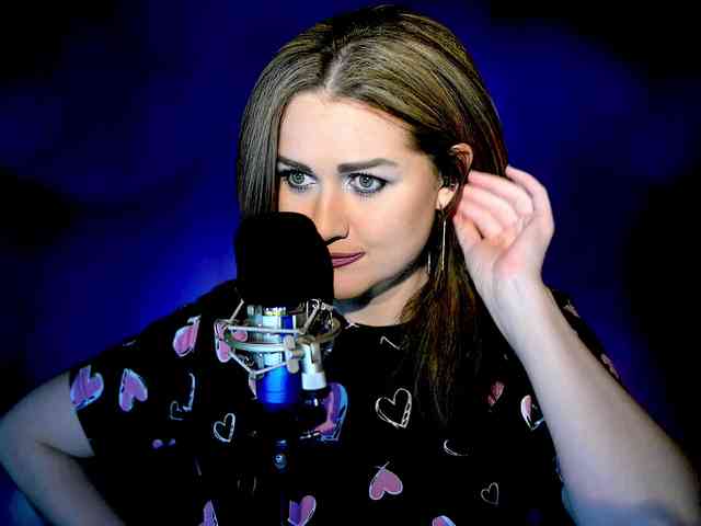 Meskhimusic webcam