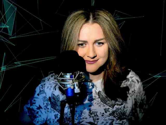 Meskhimusic webcam
