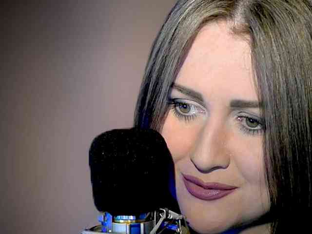 Meskhimusic webcam