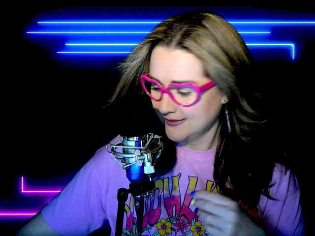 Meskhimusic webcam