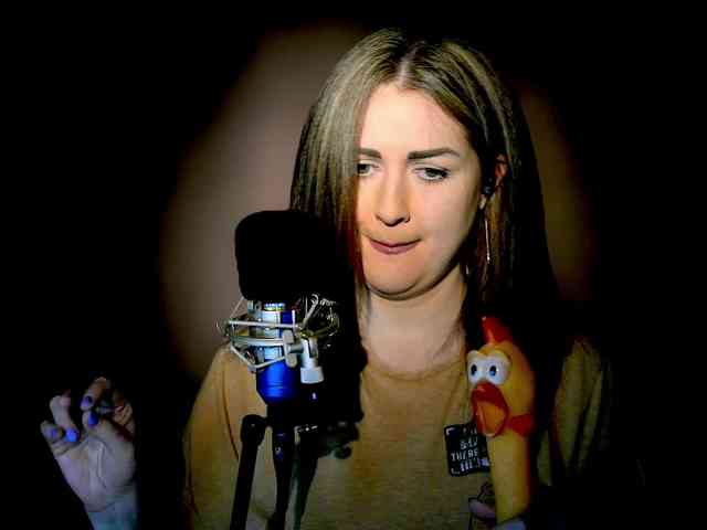Meskhimusic webcam