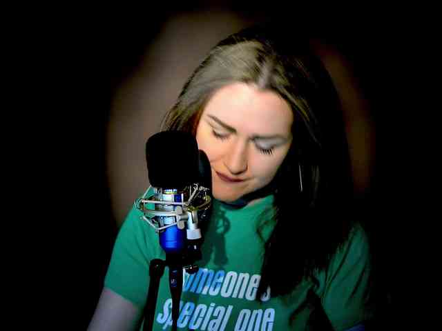Meskhimusic webcam