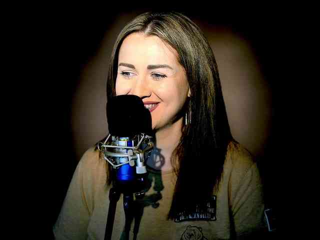 Meskhimusic webcam