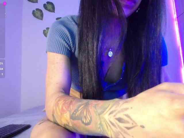 web cam nude chat Missxsaenz
