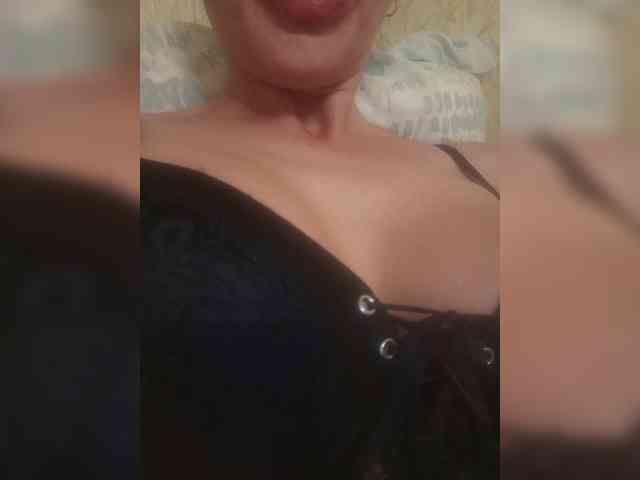 kristinaand webcam