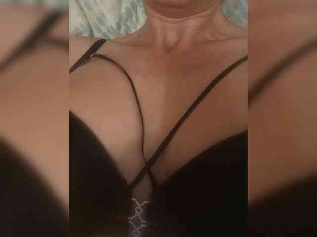 kristinaand webcam