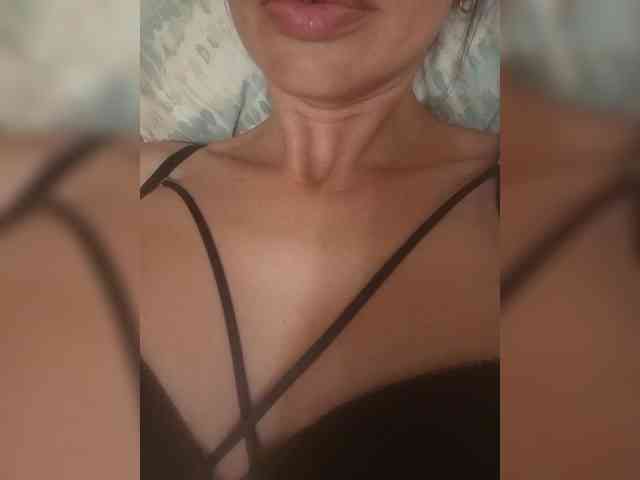 kristinaand webcam