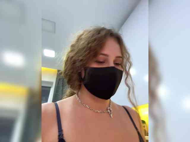 SinfulTyan Live Webcam on BongaCams