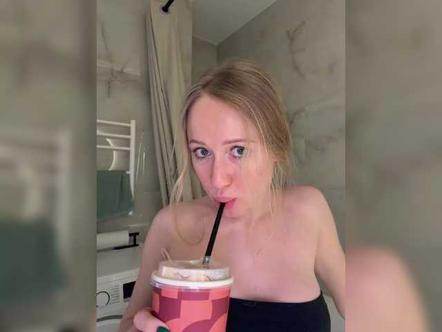 Likachkaa's BongaCams show and profile