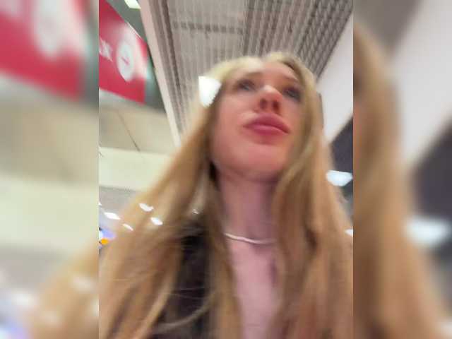 Likachkaa's BongaCams show and profile