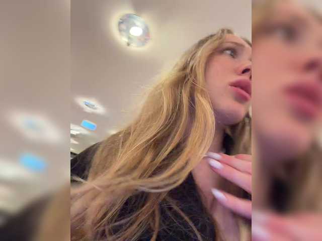 Likachkaa's BongaCams show and profile