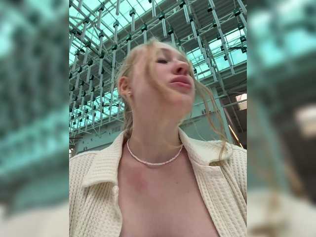 Sex chat gratuit in direct cu Likachkaa pe BongaCams