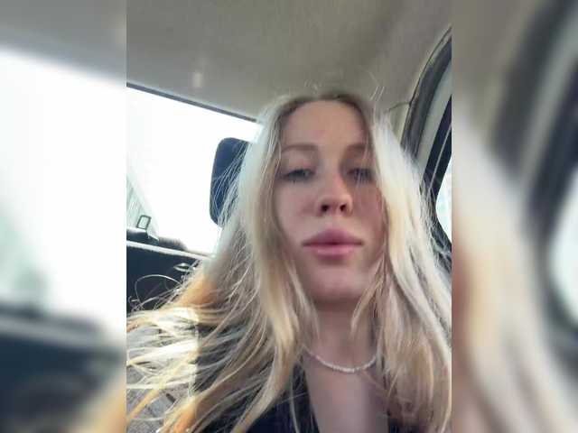 Likachkaa's BongaCams show and profile