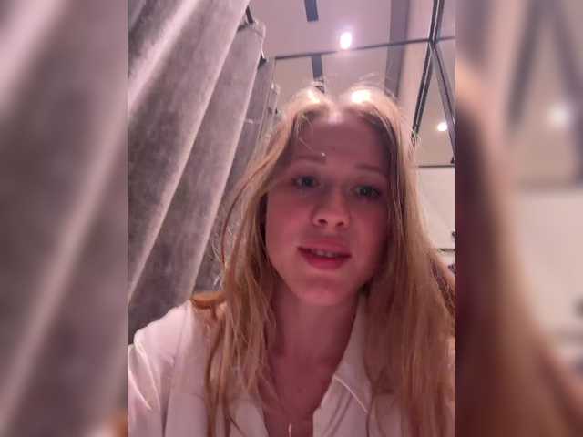 Likachkaa's BongaCams show and profile