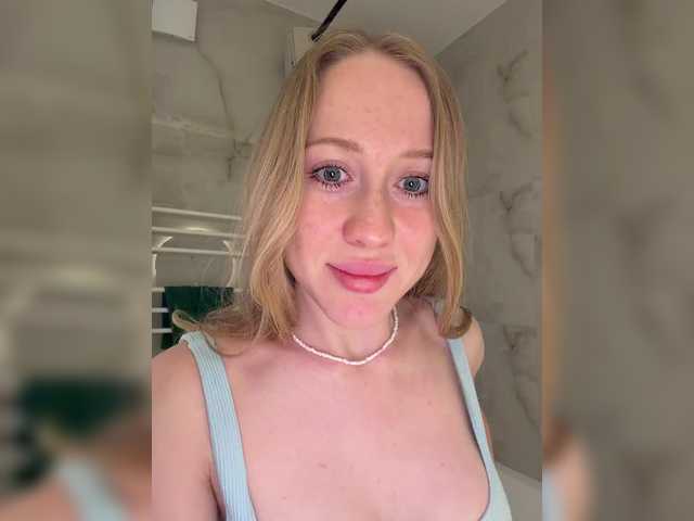 Likachkaa's BongaCams show and profile