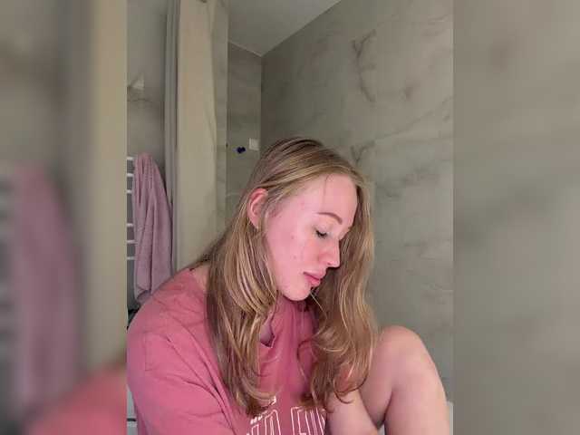 Sex chat gratuit in direct cu Likachkaa pe BongaCams