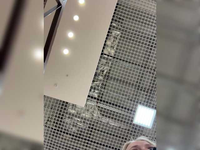 Likachkaa's BongaCams show and profile