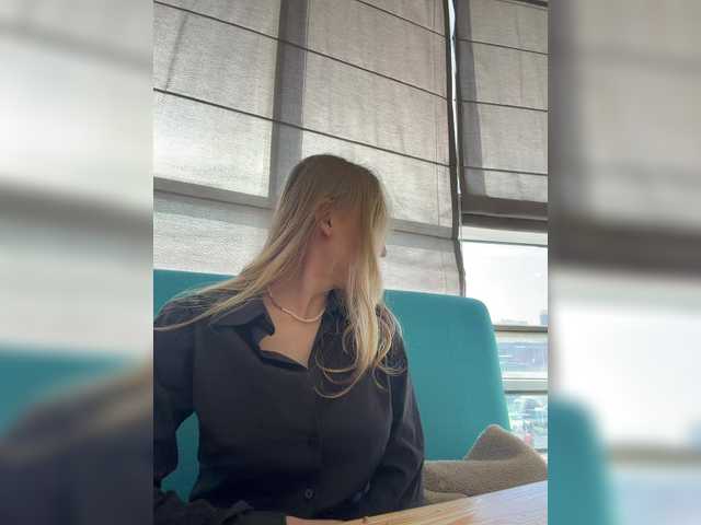 Likachkaa's BongaCams show and profile