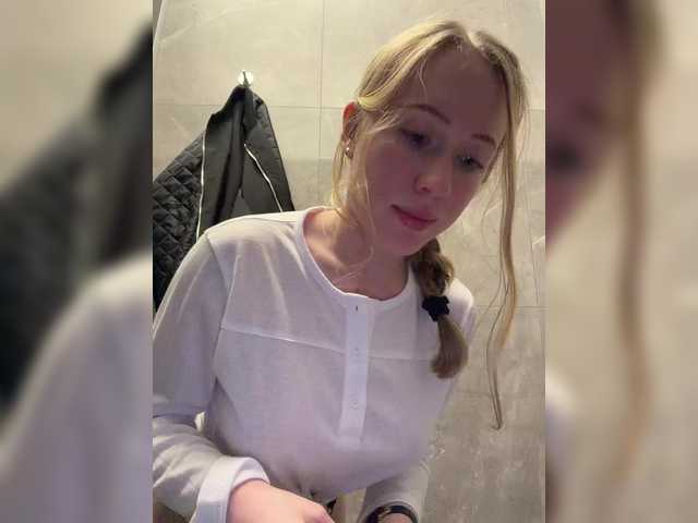 Likachkaa's BongaCams show and profile