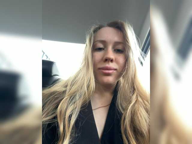 Likachkaa's BongaCams show and profile