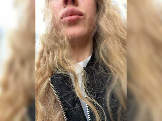 Likachkaa's BongaCams show and profile