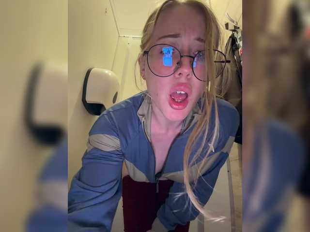 Sex chat gratuit in direct cu Likachkaa pe BongaCams