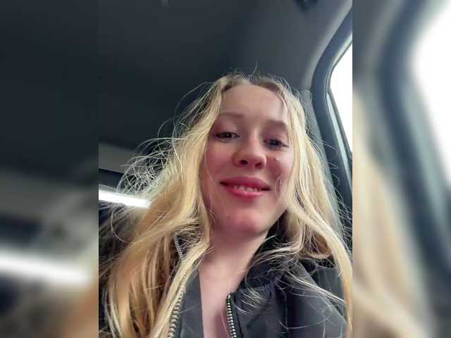 Likachkaa's BongaCams show and profile