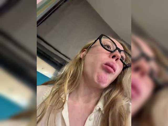 Sex chat gratuit in direct cu Likachkaa pe BongaCams