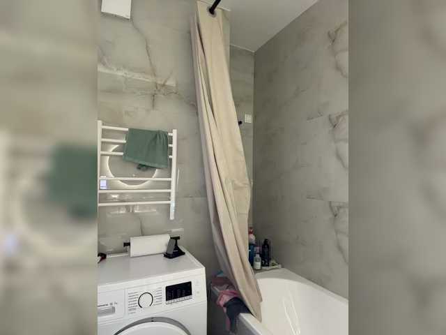 Likachkaa's BongaCams show and profile