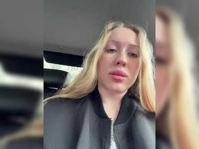 Likachkaa's BongaCams show and profile