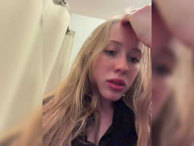 Likachkaa's BongaCams show and profile