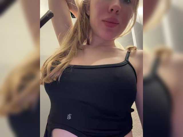 Likachkaa's BongaCams show and profile