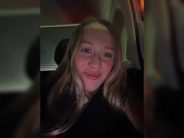 Likachkaa's BongaCams show and profile