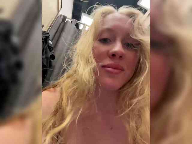 Likachkaa's webcam live show