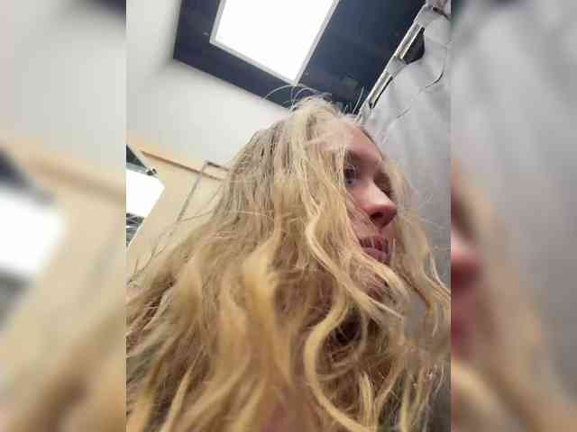 Likachkaa's webcam live show