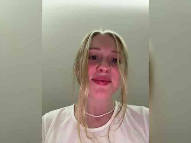 Likachkaa's webcam live show