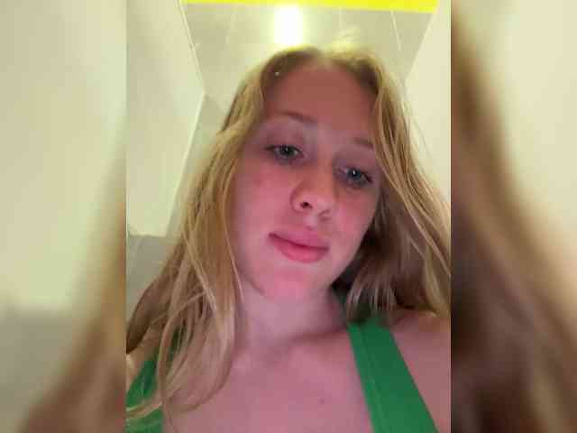 public voyeur webcam Likachkaa