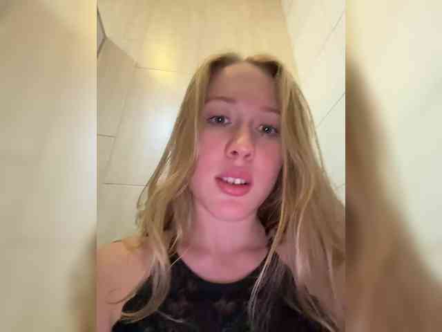 Likachkaa's webcam live show