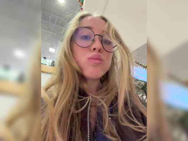 Likachkaa Live Webcam on {site_name}