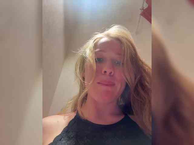 Likachkaa's webcam live show
