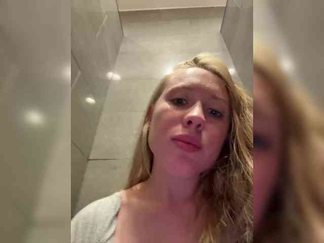 Likachkaa's webcam live show