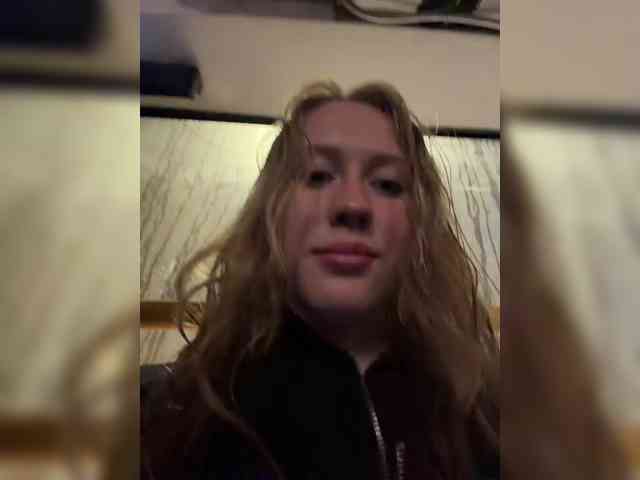 Likachkaa's webcam live show