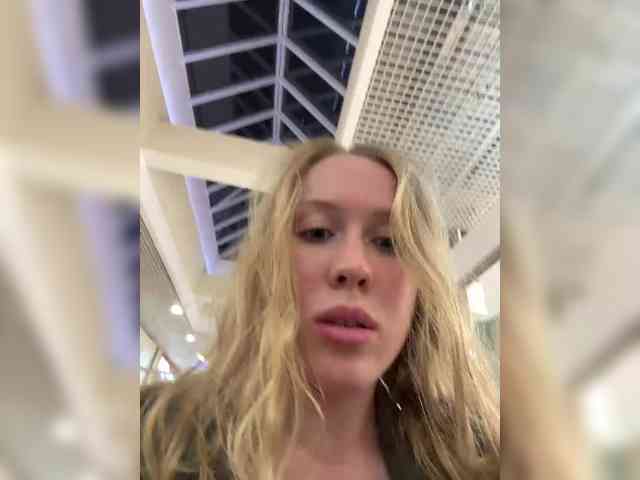 Likachkaa's webcam live show