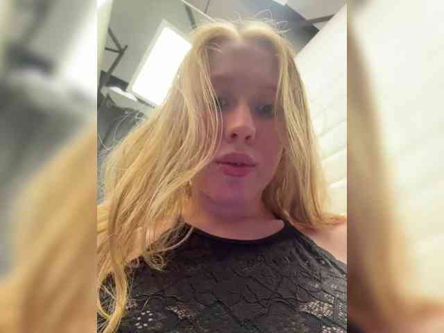 Likachkaa's webcam live show