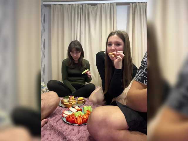 Discover Masya1996, they want to masturbate for you Masya1996 from BongaCams