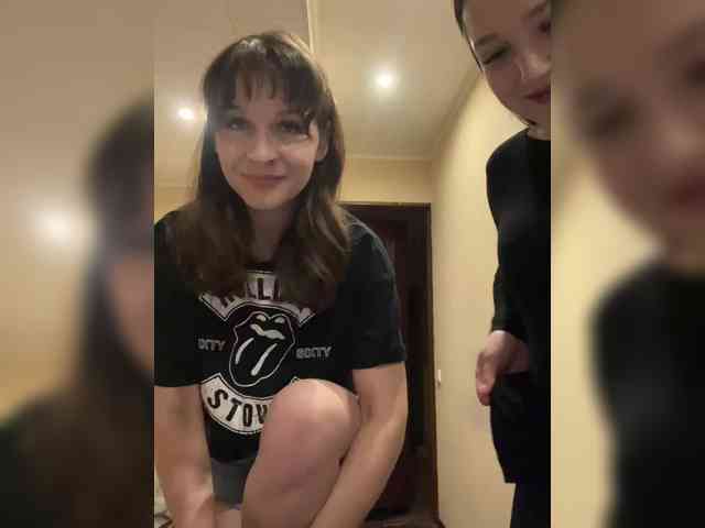 ONE_LOVE_ONE_LIFE webcam
