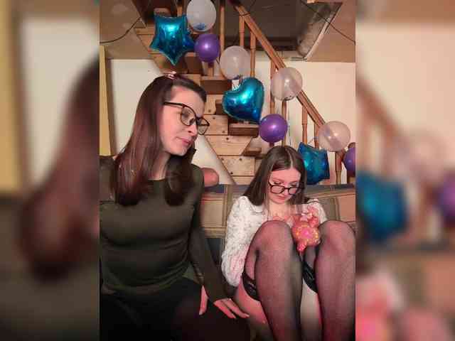 webcam strip Masya1996