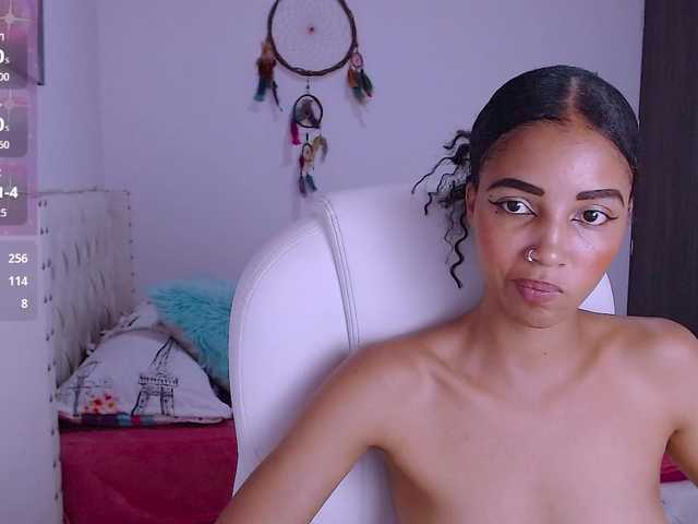 Isabel-hot's BongaCams show and profile
