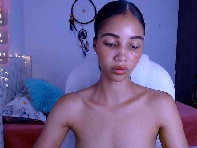 Isabel-hot Live Webcam on BongaCams
