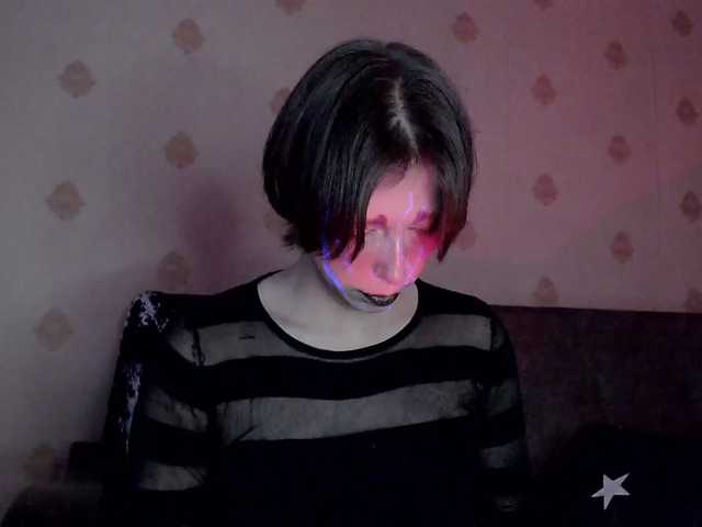 HazeRaziel's BongaCams show and profile